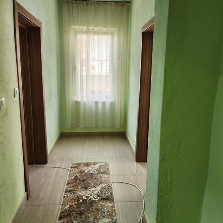 Apartment Lachevi Sandanski Luaran gambar