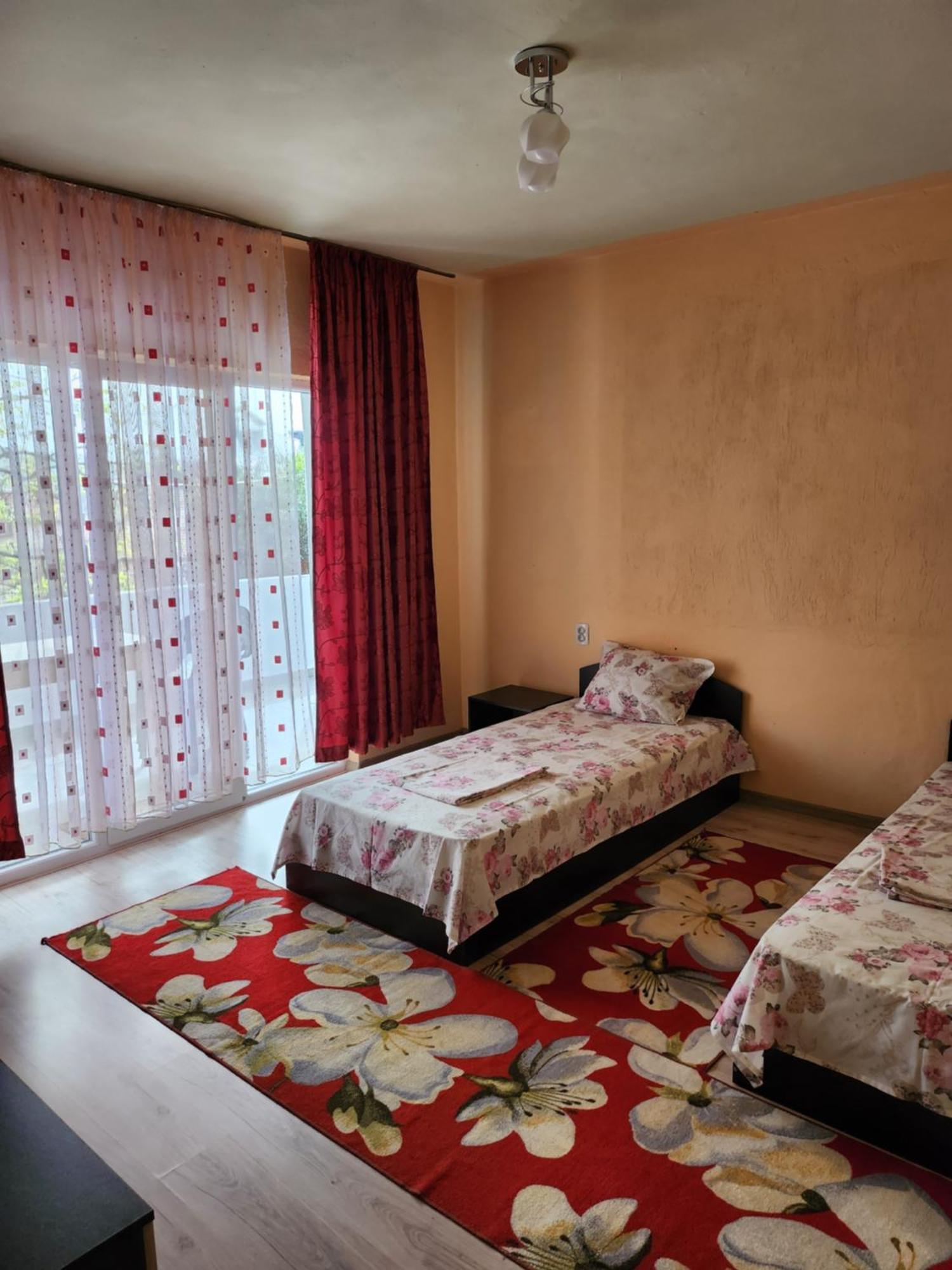 Apartment Lachevi Sandanski Luaran gambar